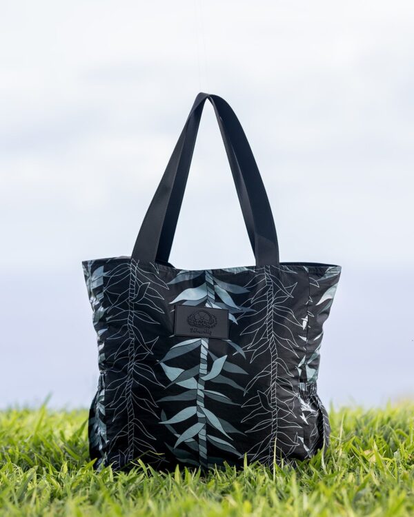 Ti Leaf Lei ALL TIME TOTE
